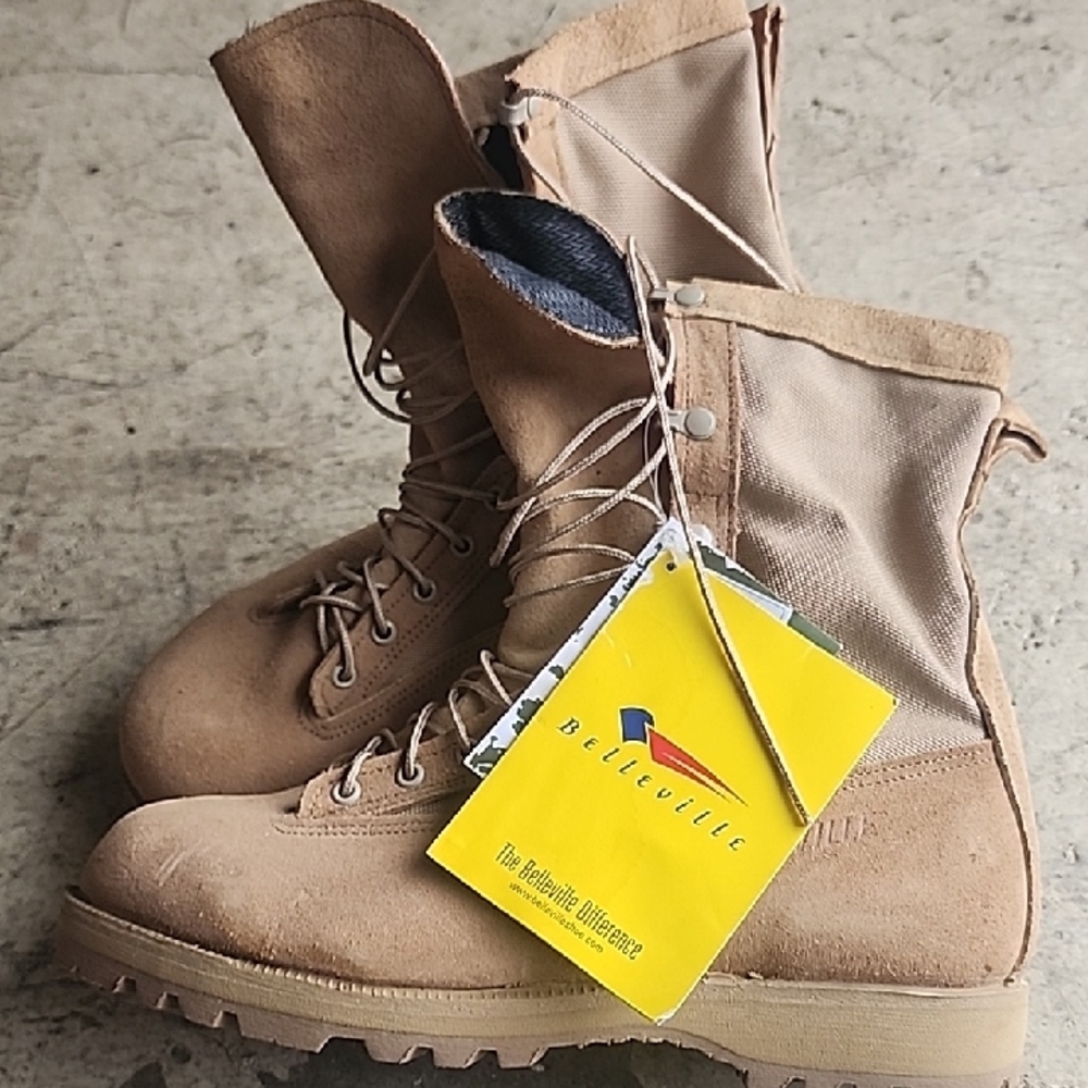 Tactical Tan Combat Boots - Picture 11 of 11